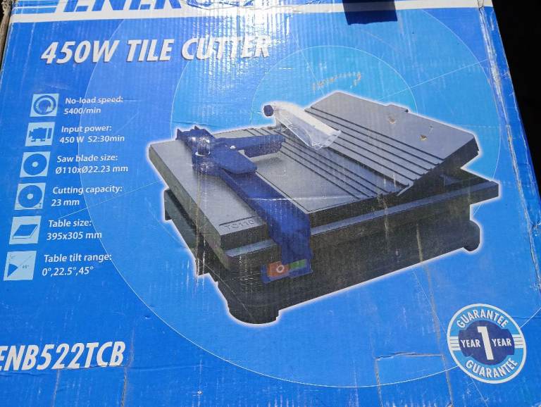 Electric tile cutter 