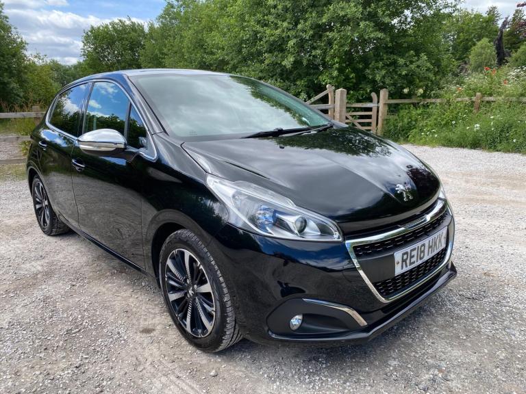 2018 Peugeot 208 1.2 PureTech Allure Premium Euro 6 (s/s) 5dr HATCHBACK Petrol Manual