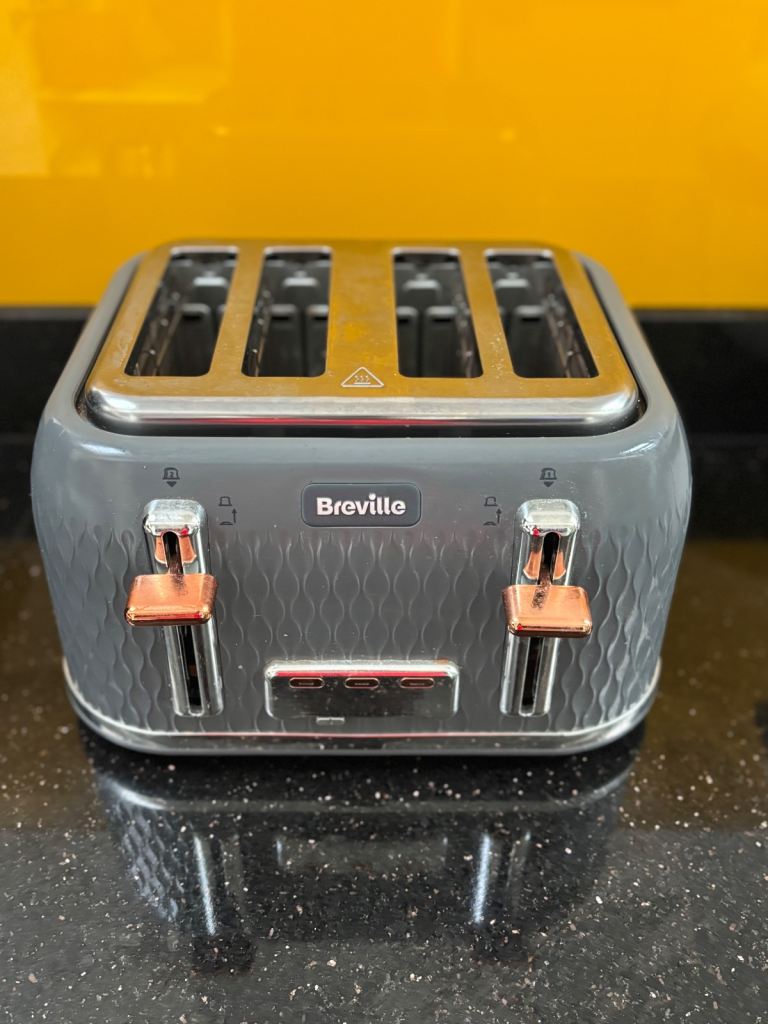 Breville Toaster in excellent condition 