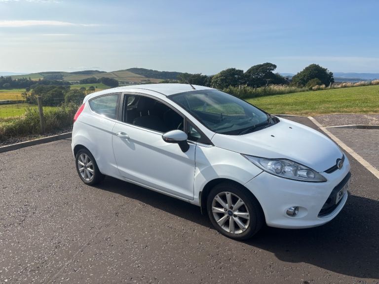Ford, FIESTA, Hatchback, 2011, Manual, 1242 (cc), 3 doors