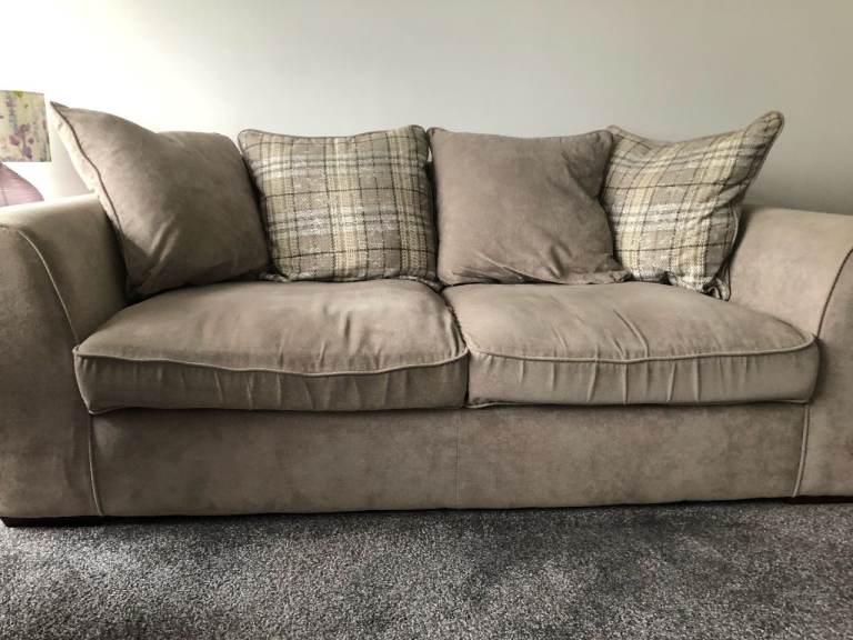 SOFA - Double, excellent condition