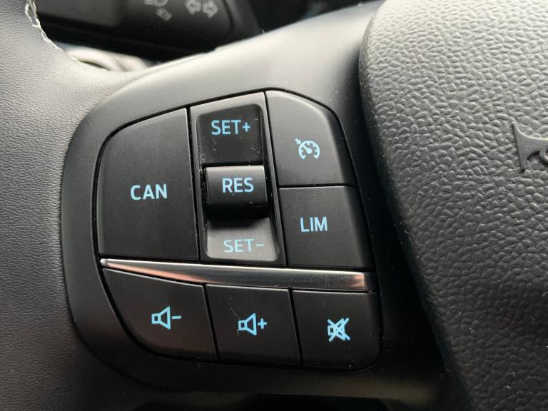 2022 Ford Puma 1.0 EcoBoost Hybrid mHEV Titanium 5dr HATCHBACK PETROL Manual