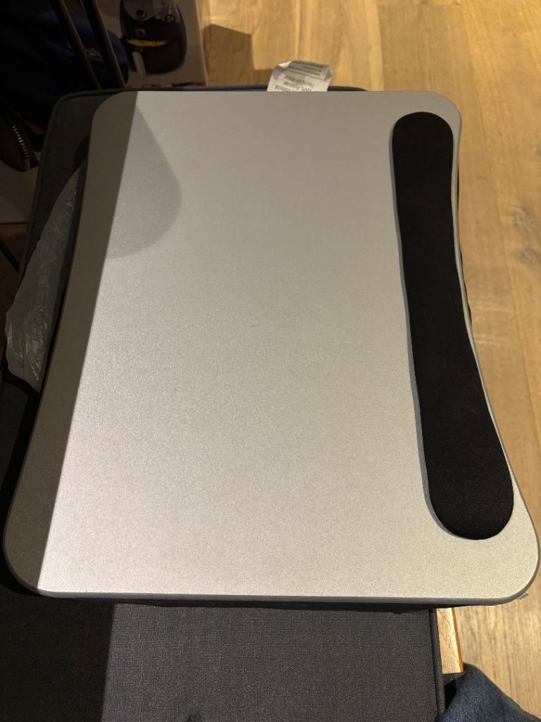 Laptop stand for bed or couch comfy 