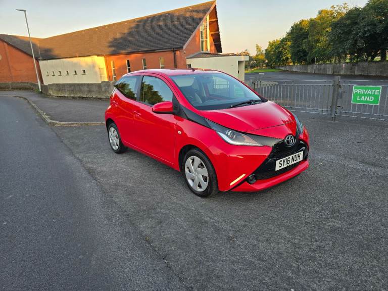2016 Toyota Aygo 1.0 - £20 tax - cheap insurance - Part Ex & Delivery available 