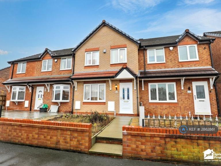 3 bedroom house in Hoghton Road, St Helens, WA9 (3 bed) (#2862861)