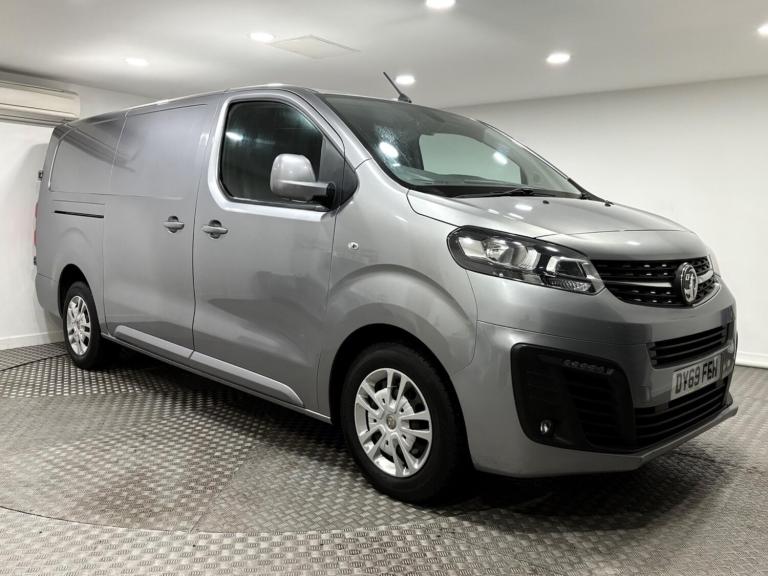2019 Vauxhall Vivaro 1.5 Turbo D 2900 Sportive L2 H1 Euro 6 (s/s) 5dr PANEL VAN Diesel Manual