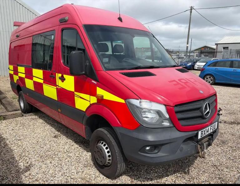 2014 (14) MERCEDES SPRINTER 519 3.0 AUTO 4X4 AWD 4WD CREW VAN TWIN WHEEL VAN 
