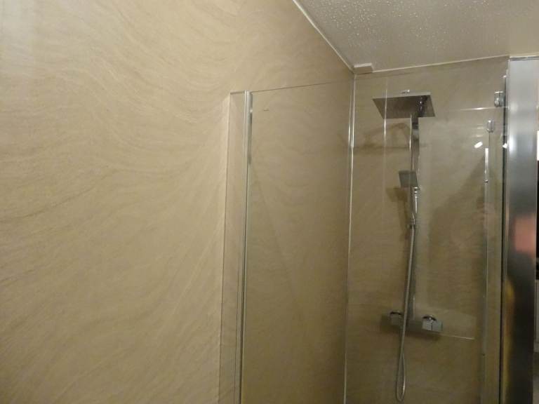 Fully Furnished 1 bedroom modern flat at Corstorphine EH12 8XR. From Mid Dec 2025