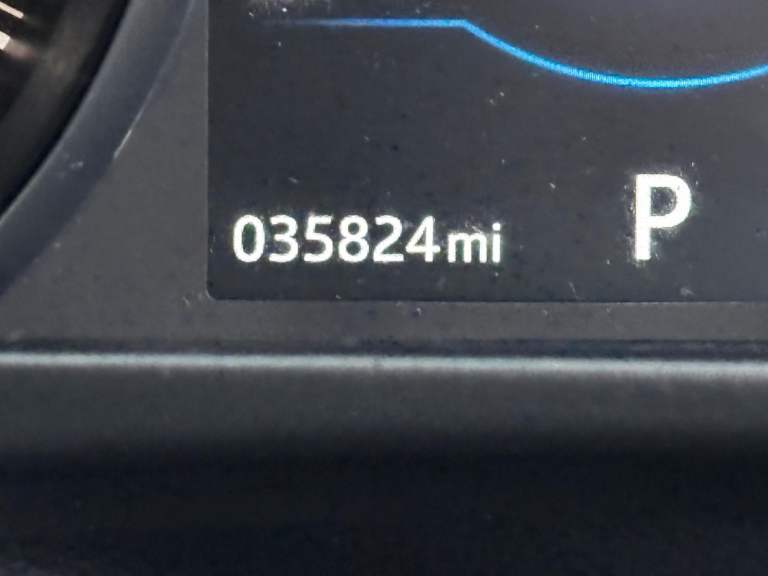 Jaguar XF 2.0d Portfolio Auto Euro 6 (s/s) 4dr 2016 (66 Reg) FSH - only 1 previous owner