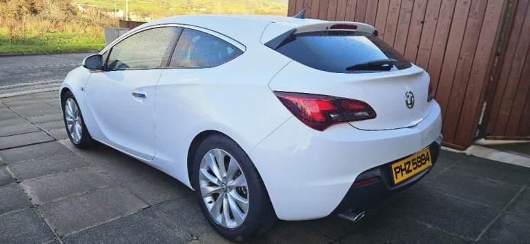 Vauxhall, ASTRA GTC, Hatchback, 2012, Other, 1956 (cc), 3 doors