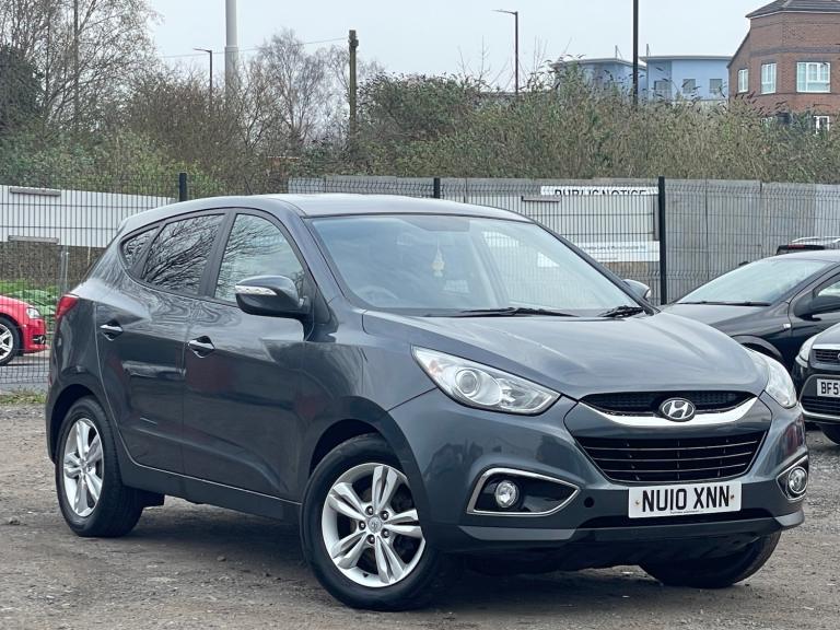 * HYUNDAI IX25 2.0 CRDi STYLE 5 DOOR + PARKING SENSORS + LOW 94K MILES *