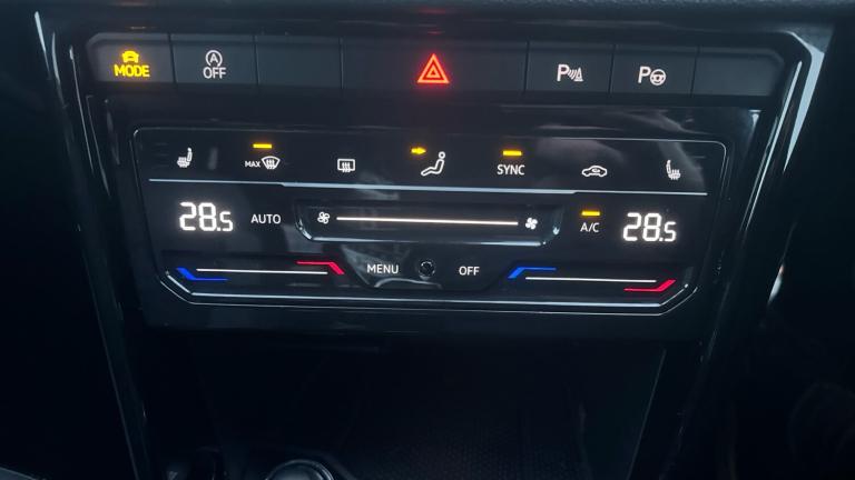 2022 Volkswagen T-Roc 1.5 TSI R-Line 5dr Petrol Hatchback Hatchback Petrol Manual