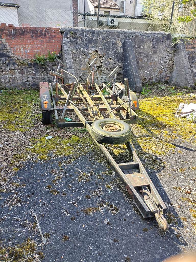 Large twin axle boat trailer 