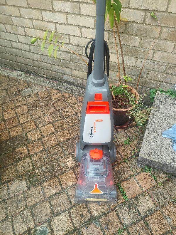 Vax Rapide Spring Clean Carpet Cleaner – Good Condition
