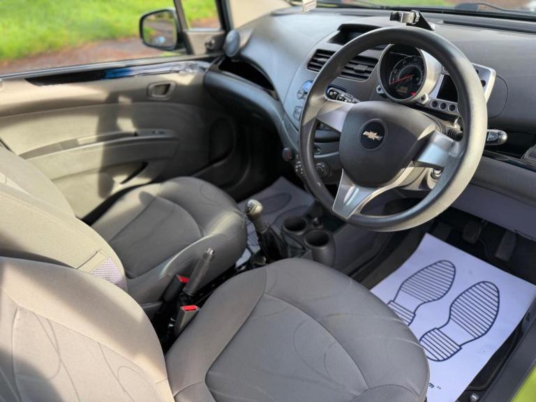 CHEVROLET SPARK 1.0i LS Euro 5 5dr 2011