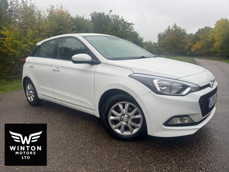 HYUNDAI I20 1.2 SE 2017