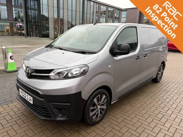 2022 Toyota ProAce ICON 1.5D Icon EU6 S/S MWB 120ps *AIRCON*SATNAV*SENSORS*ALLOYS*2 SLD*E/PACK Pa...