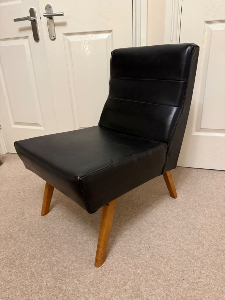 Retro 1970’s Low-Back Chair