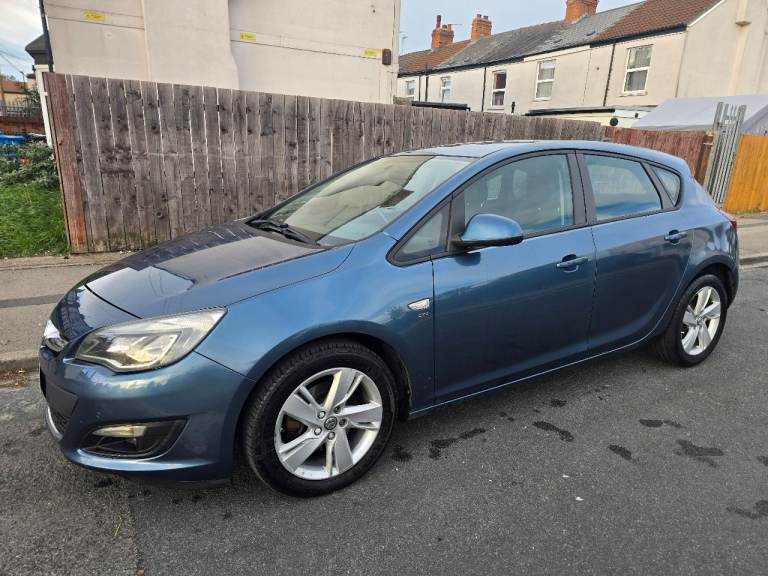 Vauxhall, ASTRA, Hatchback, 2015, Manual, 1956 (cc), 5 doors