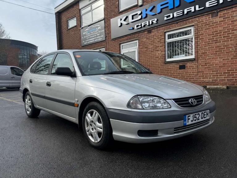 2002 Toyota Avensis 1.8 VVTi GS 5dr Auto HATCHBACK PETROL Automatic
