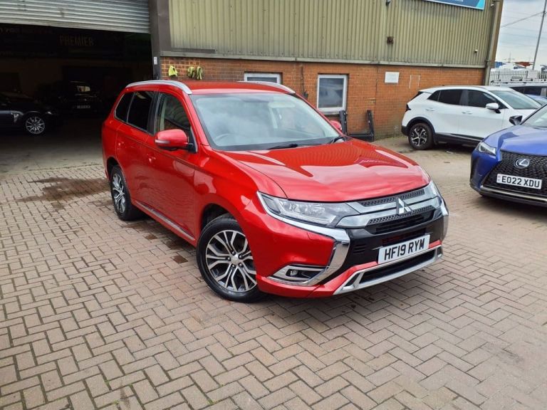 2019 19 MITSUBISHI OUTLANDER 2.2 DI-D 4 SUV 5DR DIESEL AUTO 4WD EURO 6 (147 PS)