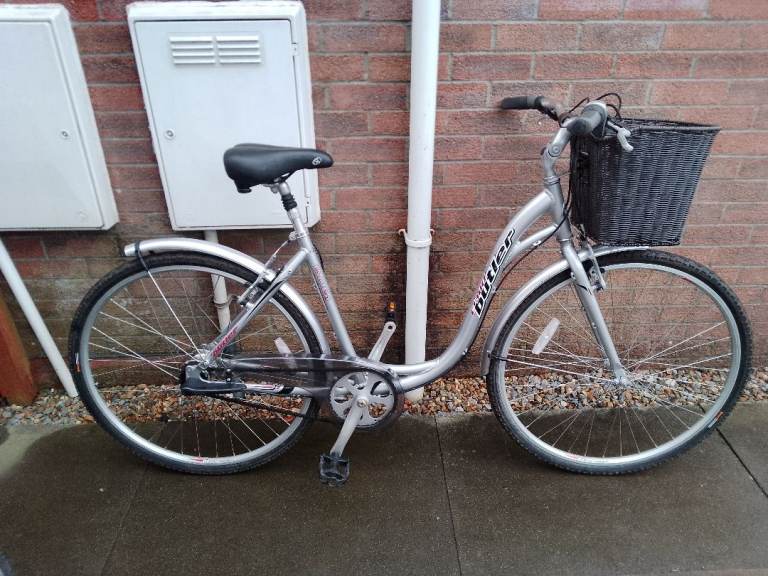 Rare Ladies Claud Butler 6061 Aluminium Low Step Through Frame Commuter Hybrid Bike Bicycle