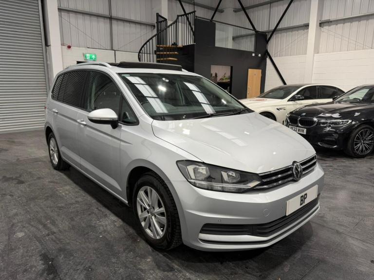 2020 Volkswagen Touran 2.0 TDI SE Family DSG Euro 6 (s/s) 5dr MPV Diesel Automatic
