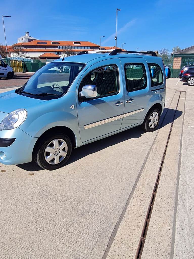 Renault Kangoo,genuine 69.000mls,fsh.