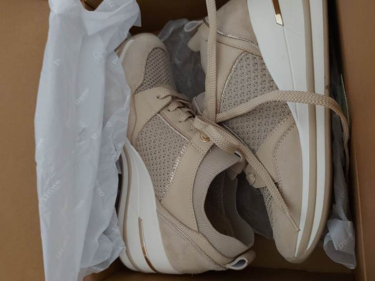 DUNE wedge trainers