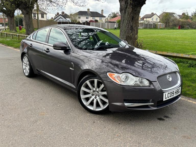 2009 Jaguar XF 3.0d V6 Premium Luxury 4dr Auto SALOON Diesel Automatic