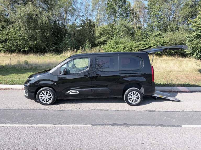 2021 Citroen Berlingo 1.5 Hdi Automatic, 5 seats WHEELCHAIR ACCESSIBLE VEHICLE WAV DISABLED MPV D...