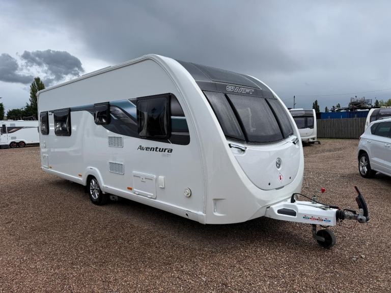 2022 SWIFT AVENTURA M4 SB - 4 BERTH FIXED ISLAND BED TOURING CARAVAN - MAJOR 4SB