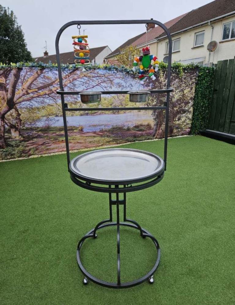 Parrot Playstand by Montana 