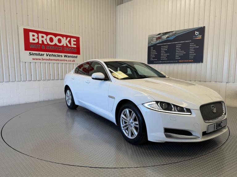 2012 Jaguar XF 2.2d [163] Luxury 4dr Auto SALOON DIESEL Automatic