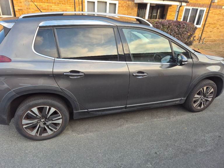 Peugeot, 2008, Hatchback, 2019, Manual, 1199 (cc), 5 doors