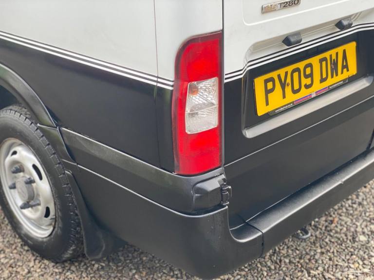 2009 Ford Transit Medium Roof Van TDCi 85ps PANEL VAN DIESEL Manual