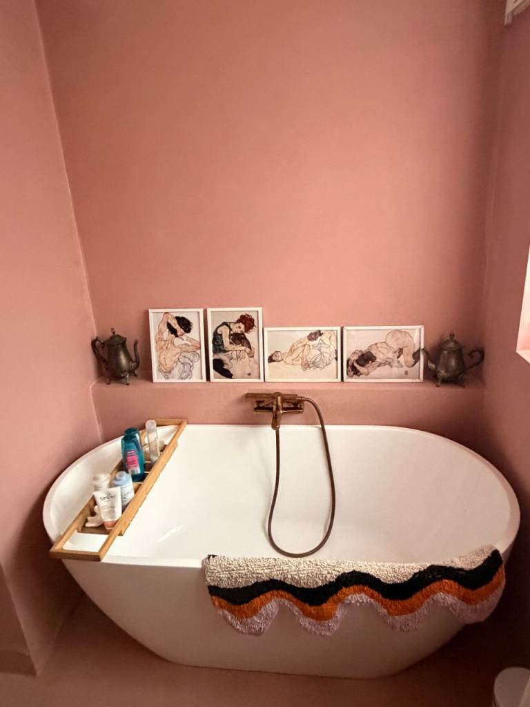 Bath Tub collection from Kentish Town