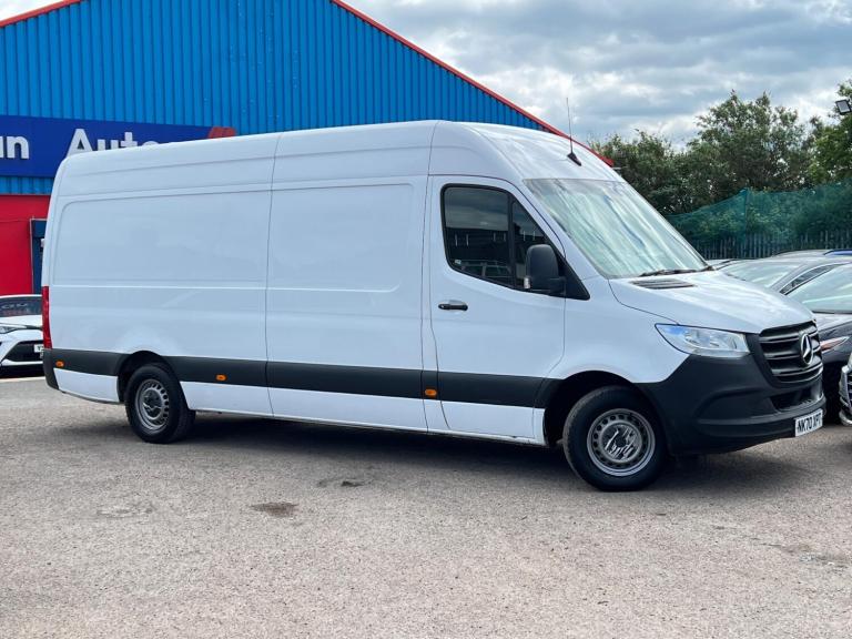 2020 Mercedes-Benz Sprinter 3.5t H2 Progressive Van PANEL VAN DIESEL Manual