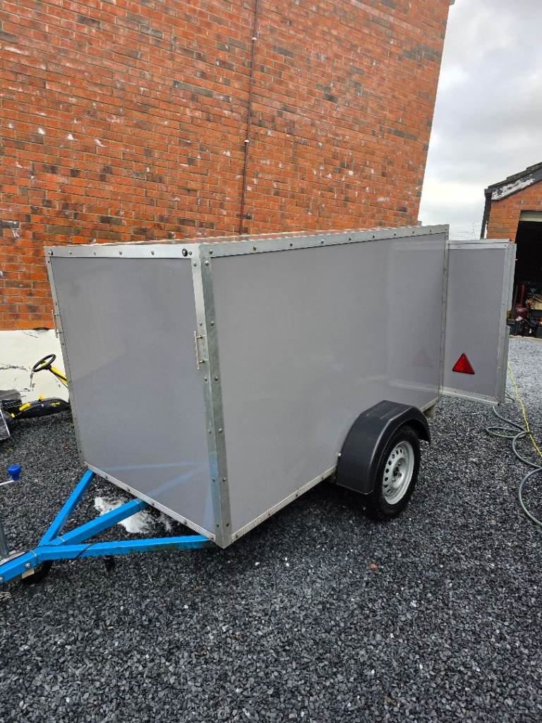 Box Trailer