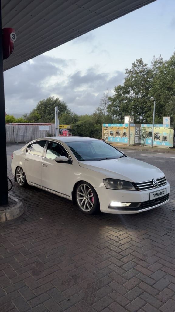 Volkswagen, PASSAT, Saloon, 2011, Manual, 1598 (cc), 4 doors