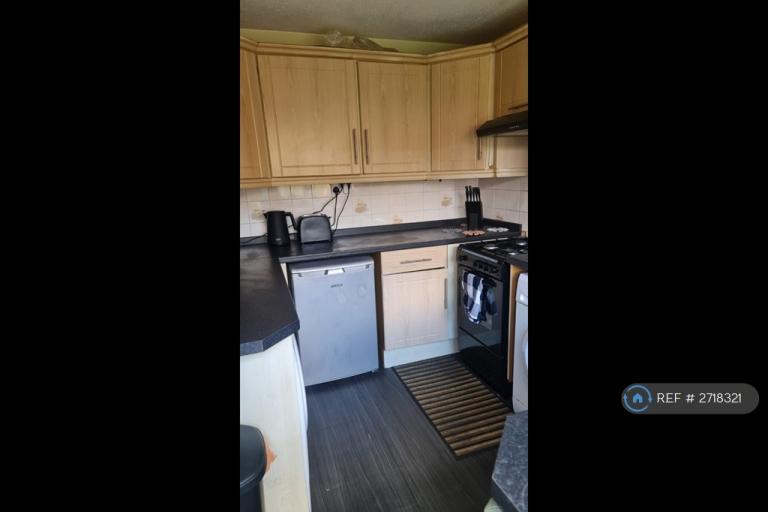 3 bedroom house in Bonington Road, Hornchurch, RM12 (3 bed) (#2718321)
