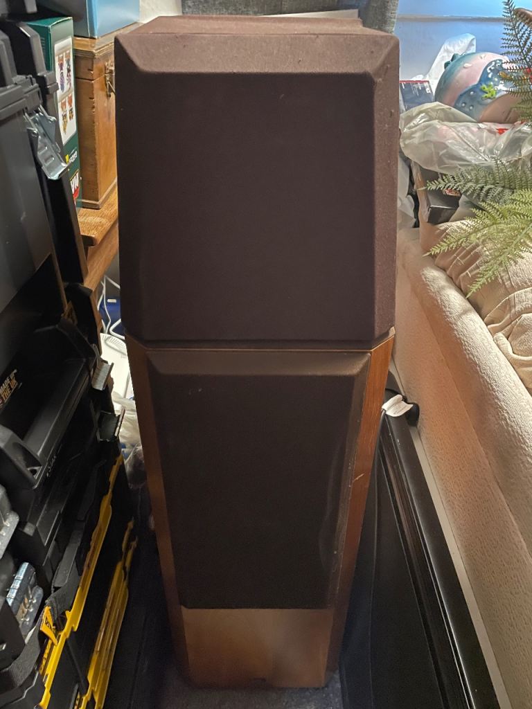 Bowers and Wilkins 802 vintage speakers