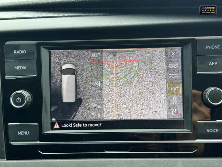 2023 Volkswagen Transporter Crew Cab LWB L2H1 T32 Tdi Kombi Highline Air Con Cam EURO 6 NO VAT Cr...