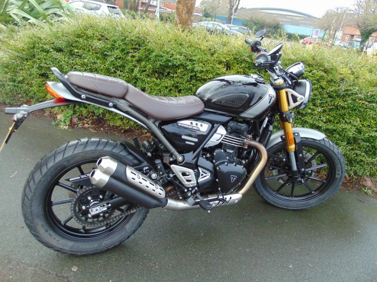 Triumph Scrambler 400X 2024 one owner 1970 miles FSH immaculate ok A2 riders