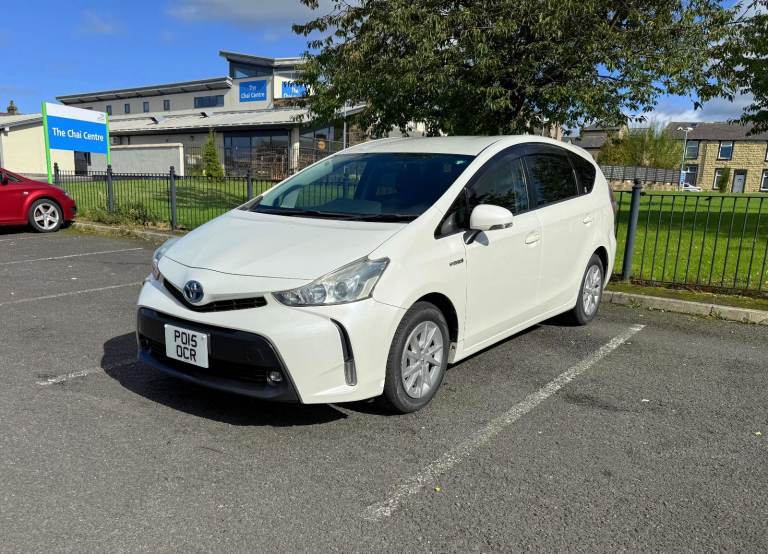 2015 Toyota Prius Plus Alpha 1.8L Petrol Hybrid Electric Auto 7 Seater MPV Pearl White ULEZ FREE