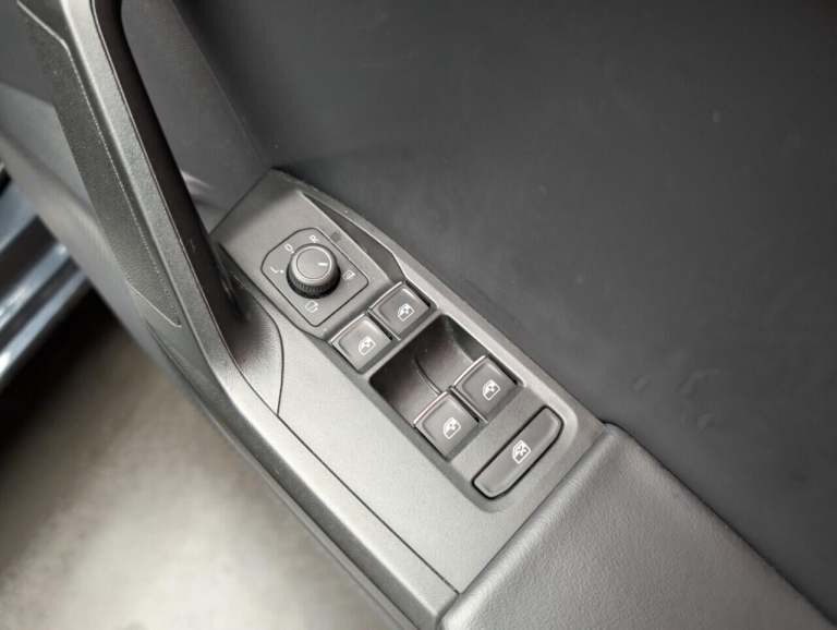 2021 SEAT Leon 1.0 TSI EVO FR Hatchback 5dr Petrol Manual Euro 6 (s/s) (110 ps) - APPLE CA HATCHB...