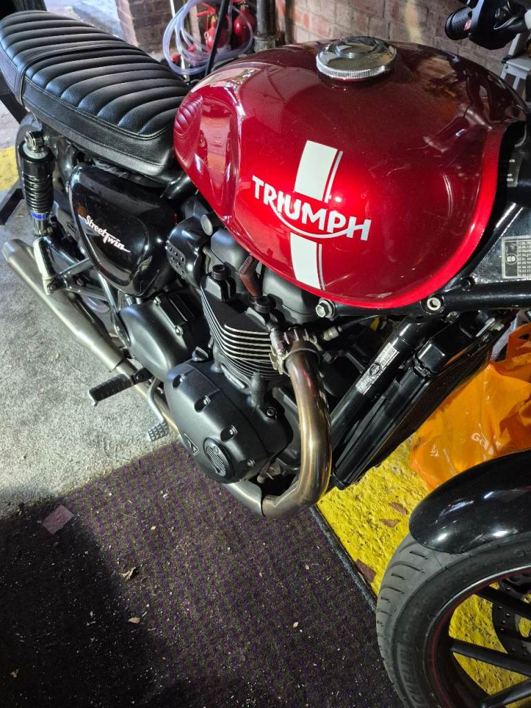 Triumph, BONNEVILLE, 2017, 900 (cc)