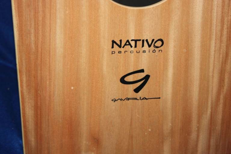 Nativo INIC-BROWN Inicia Series Standard-Class A Oak Cajon ~ Brown Front Finish ~ £95 ono