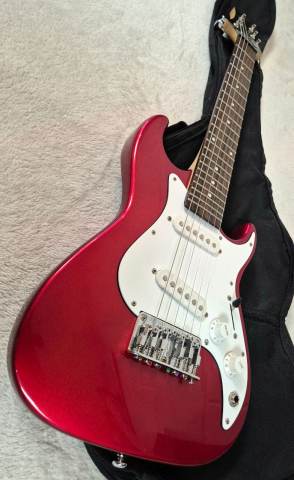 Samick Greg Bennett Design Malibu MMB-1 1/2 Size Electric Guitar