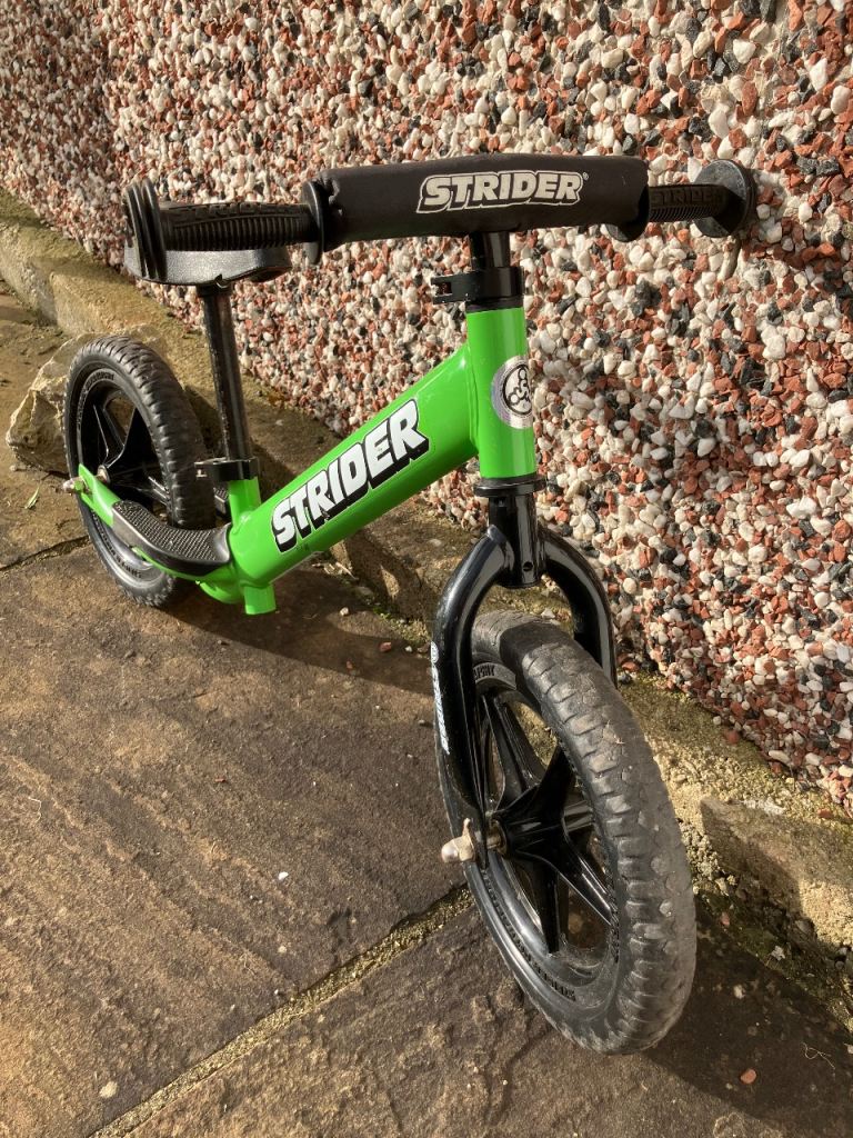 Strider balance bike 